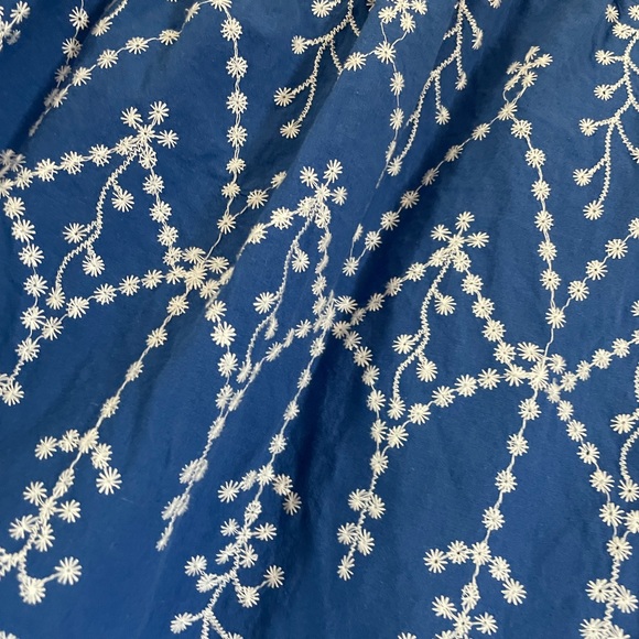 Patterned Blue Top - Medium - Picture 4 of 4